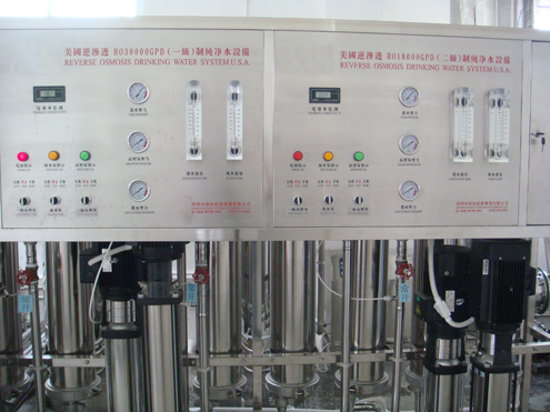 瓶装水自动灌装生产线(图8)